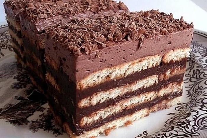 cokoladna-keks-torta