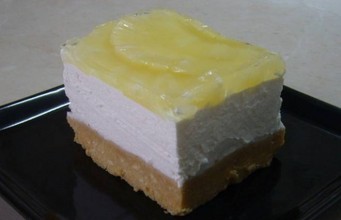 KREMAST I SLASAN: Mascarpone kolač bez pečenja