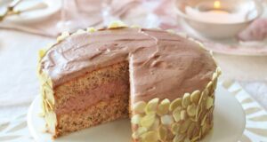 TORTA OD BADEMA: Kombinacija okusa koju ćete obožavati TORTA OD BADEMA: Kombinacija okusa koju ćete obožavati