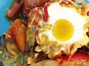 SATARAŠ S JAJIMA: Jednostavan i ukusan ručak s puno povrća