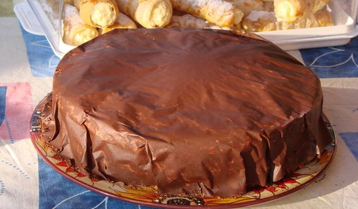 cokoladna_pjenasta_torta_2