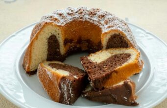 MRAMORNI KOLAČ: Starinski recept za koji vam ne treba “brdo” sastojaka MRAMORNI KOLAČ: Starinski recept za koji vam ne treba "brdo" sastojaka