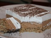 MALE DOMAĆICE: Neodoljivo kremast, a tako jednostavan kolač… Male domaćice