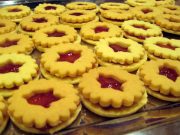 VANILIN KEKSIĆI: Prhki i ukusni, očarat će vas primamljivim mirisom Vanilin keksići