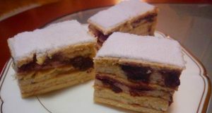 Medene kocke s višnjama