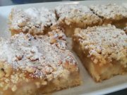 SIPANI KOLAČ S JABUKAMA I MEDOM: Najjednostavnija varijanta, bez jaja Sipani kolač s jabukama i medom