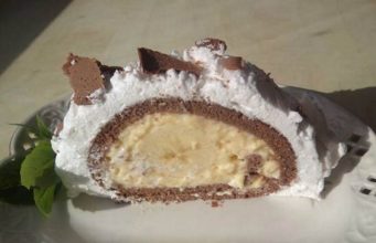 ROLAT BREZOVA KORA: Fini kolač s bananama, savršen za dane blagdana i obiteljska slavlja ROLAT BREZOVA KORA: Fini kolač s bananama, savršen za dane blagdana i obiteljska slavlja