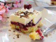 KOLAČ S VIŠNJAMA I BIJELOM ČOKOLADOM: Pravi izbor za ljubitelje kremastih kolača KOLAČ S VIŠNJAMA I BIJELOM ČOKOLADOM: Pravi izbor za ljubitelje kremastih kolača