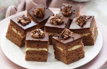 PUDING KOCKE: Prekrasan kolač, savršen za svaku priliku